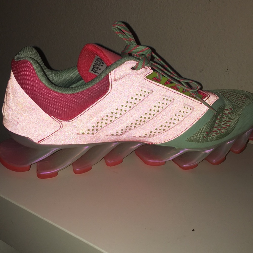 ADIDAS Springblade - Picture 2 of 8